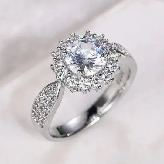 1/2 Carat Round Cut Diamond - E SI1 - 0.65ct - 215519