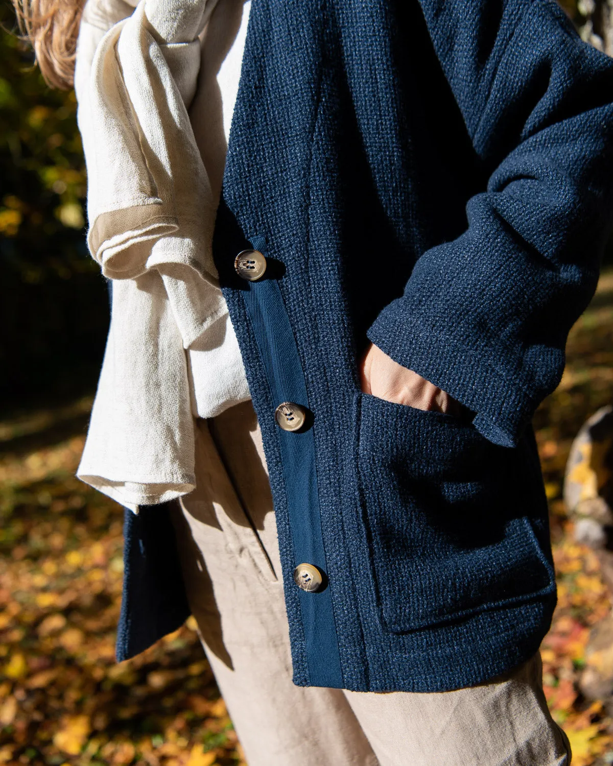Alexis - Linen Cardigan in Dark Blue