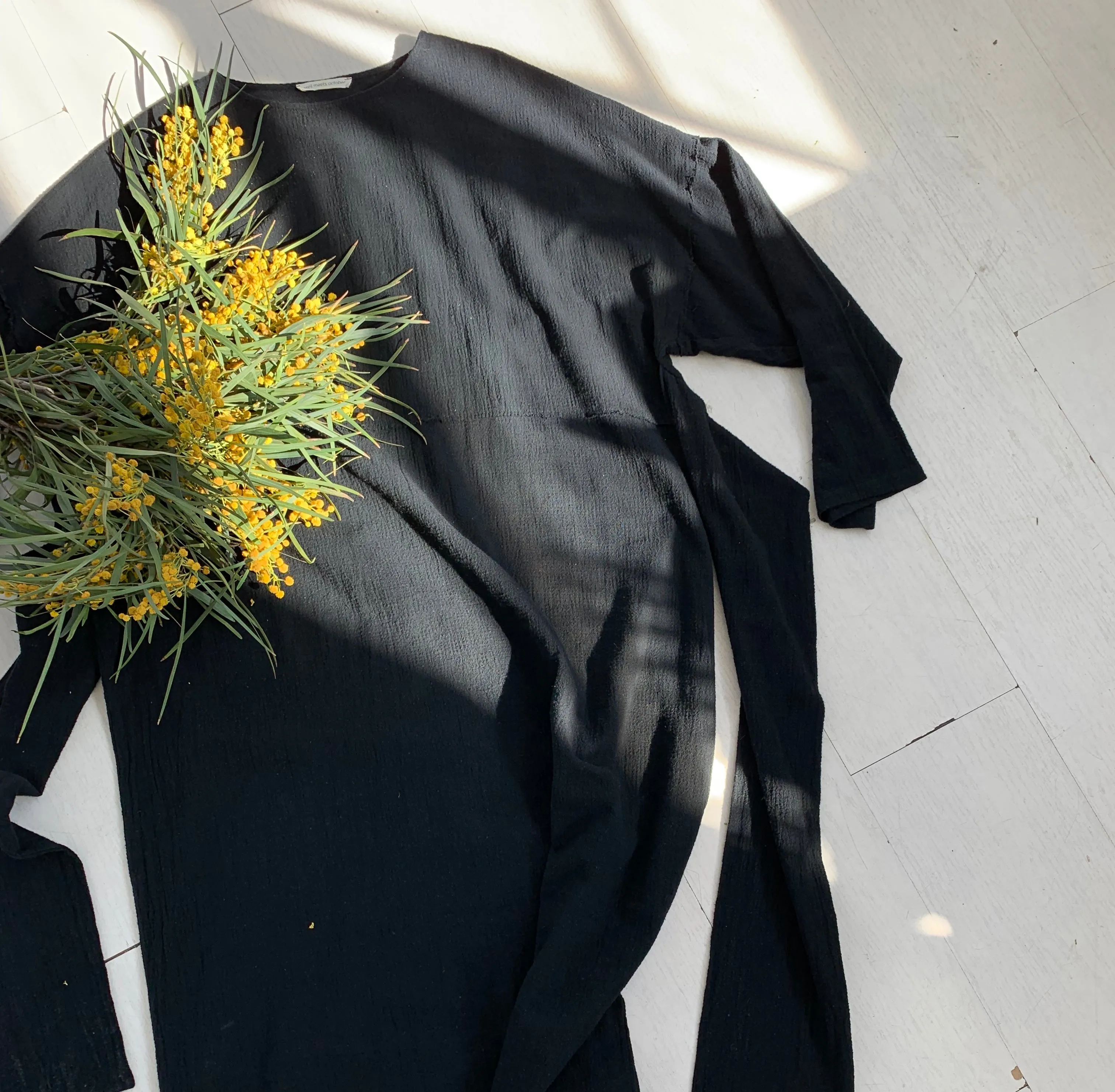 April Dress Black