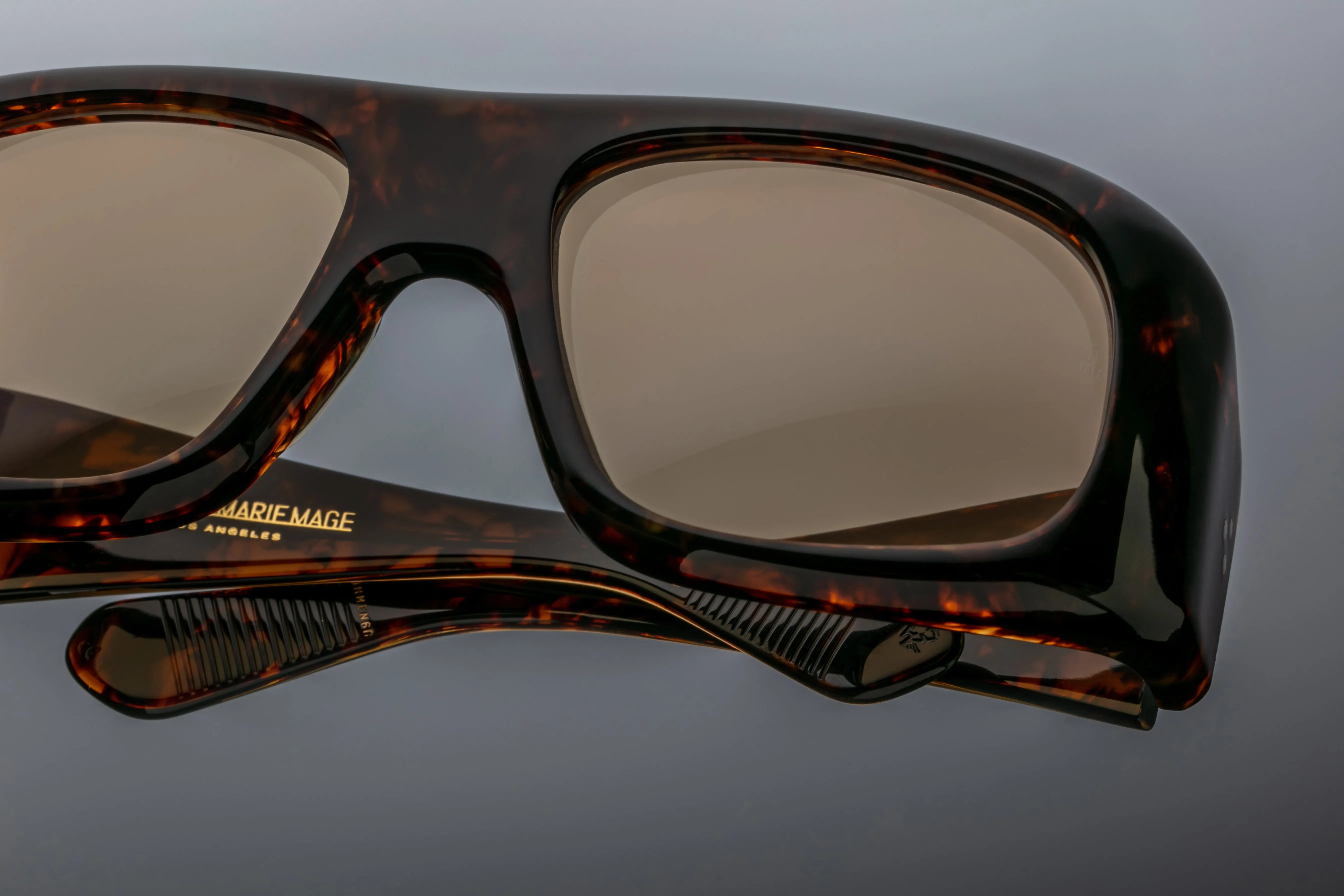 BENSON-Agar / Yellow / Dark Gold