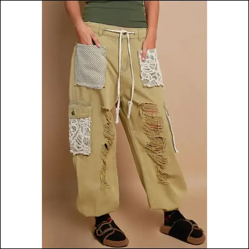 Boho Chic Crochet Patch Distressed Jeans: Unravel your Inner Fashionista!