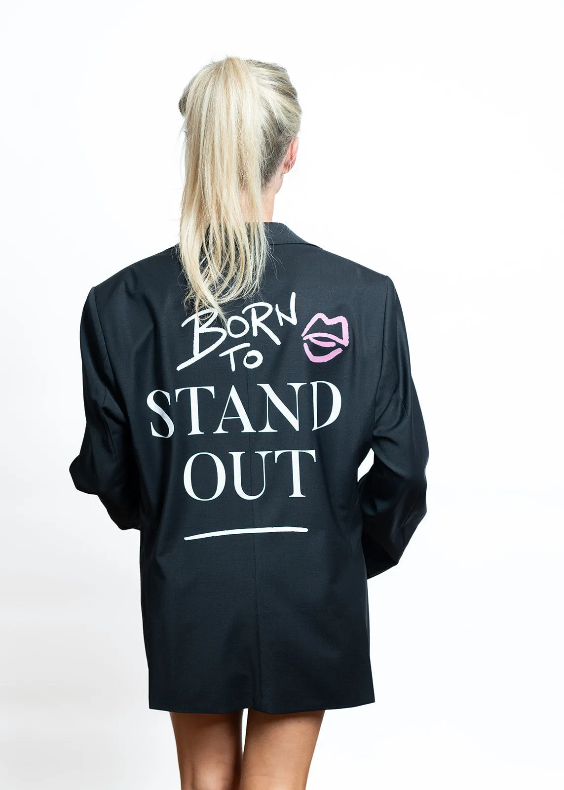 Born to stand out