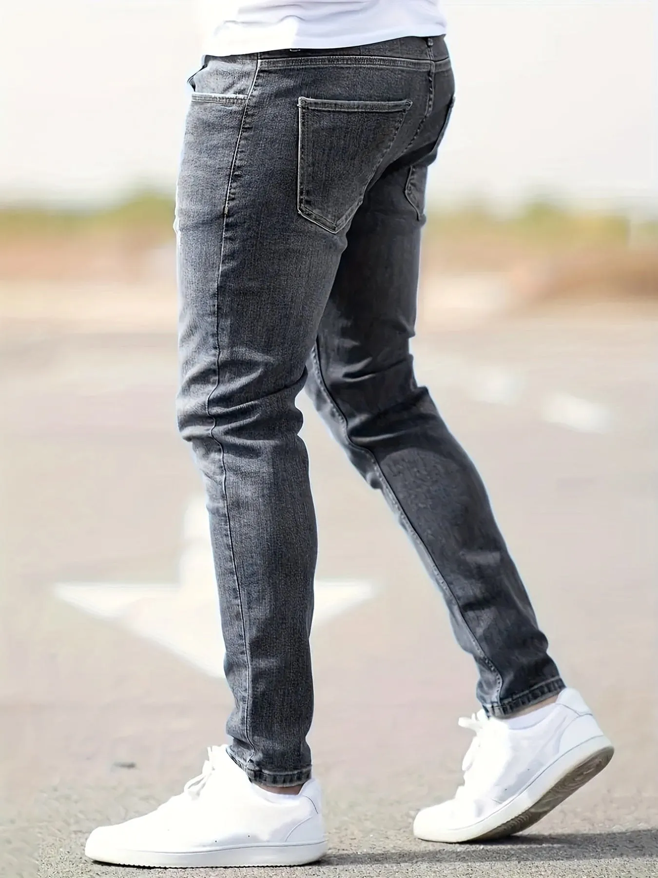 Bronson | Slim-Fit Jeans