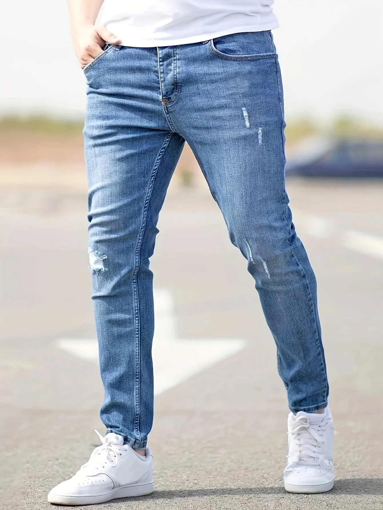 Bronson | Slim-Fit Jeans