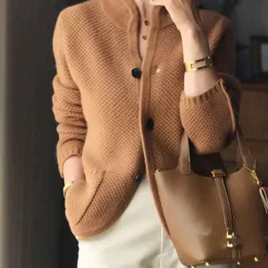 Cardigan pour des soirées douillettes : votre pièce préférée de votre garde-robe
