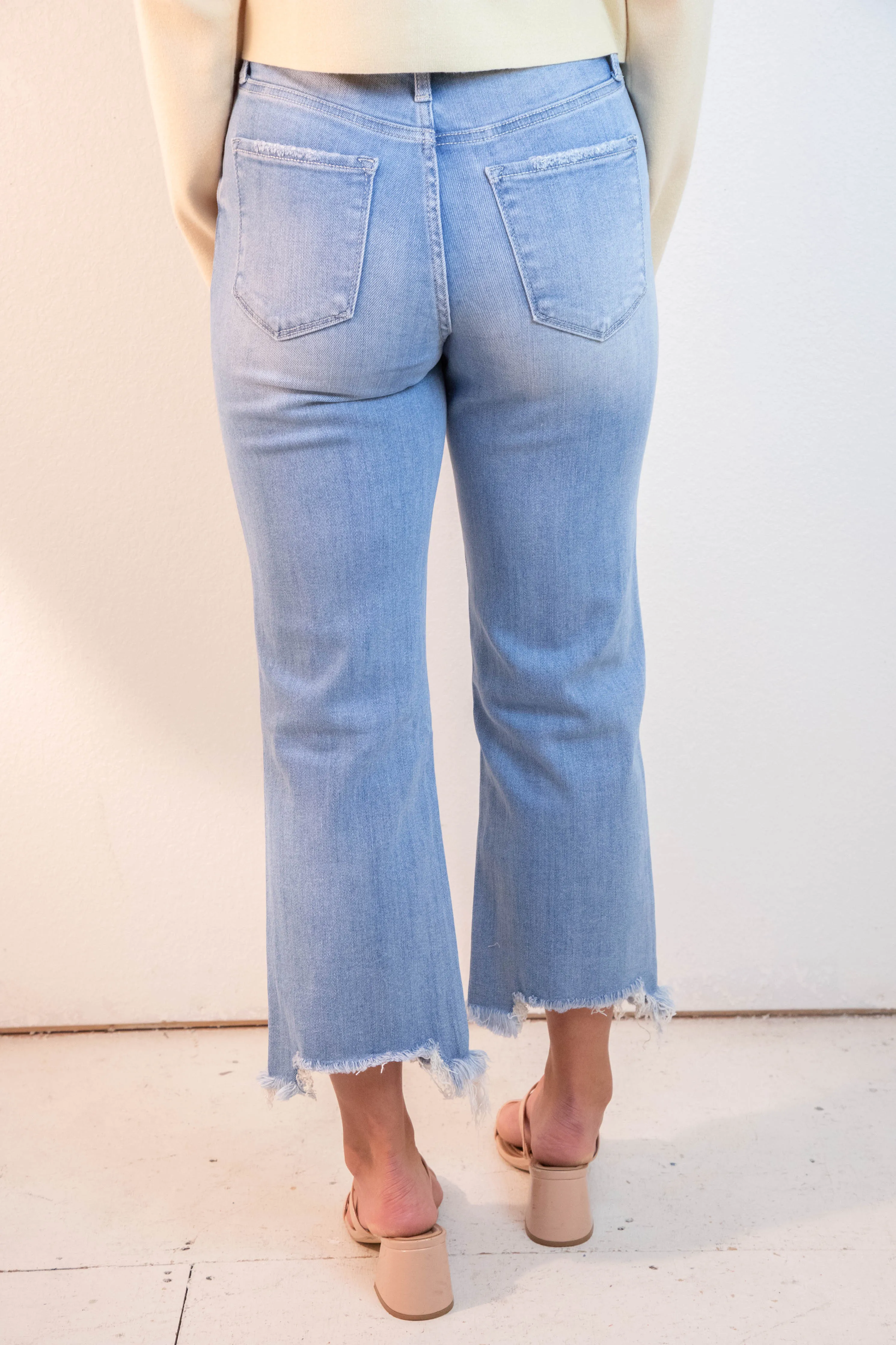 Cassidy High Rise Distressed Jeans, Amply