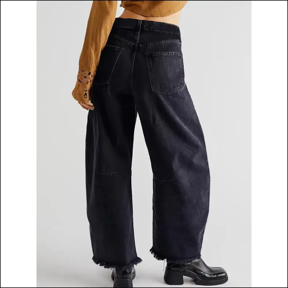 Chic Raw Hem Wide Leg Jeans: for when you Want Freedom and Fun!