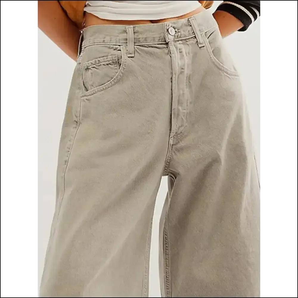 Chic Raw Hem Wide Leg Jeans: for when you Want Freedom and Fun!