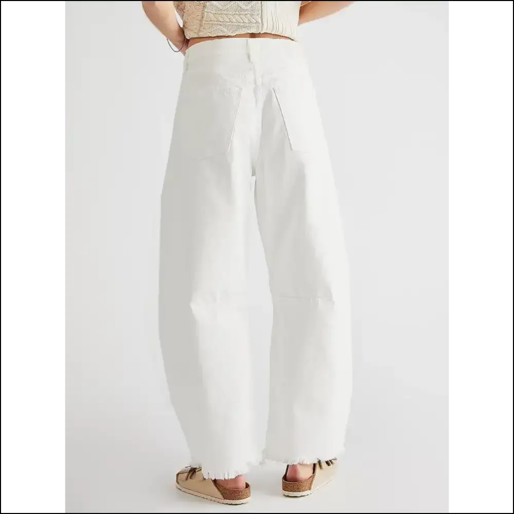 Chic Raw Hem Wide Leg Jeans: for when you Want Freedom and Fun!