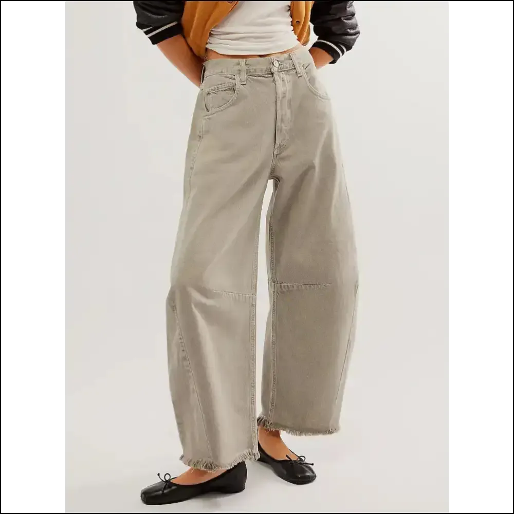 Chic Raw Hem Wide Leg Jeans: for when you Want Freedom and Fun!