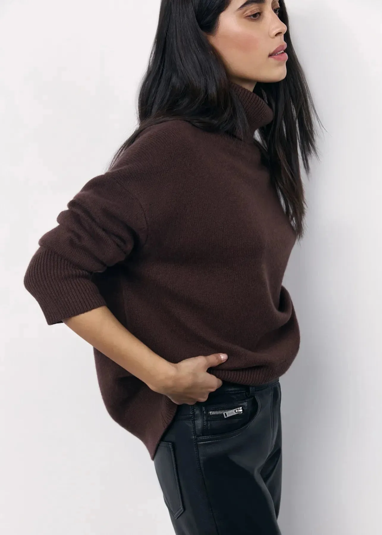 Chic Red Turtleneck Knit Sweater