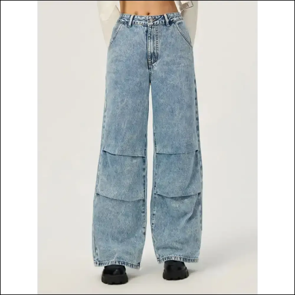 Chic Wide Leg Jeans: Because Life is too Short for Boring Pants 😂👖