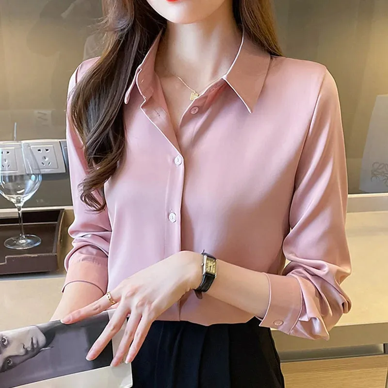 Chloe | Sleek Button-Up Blouse