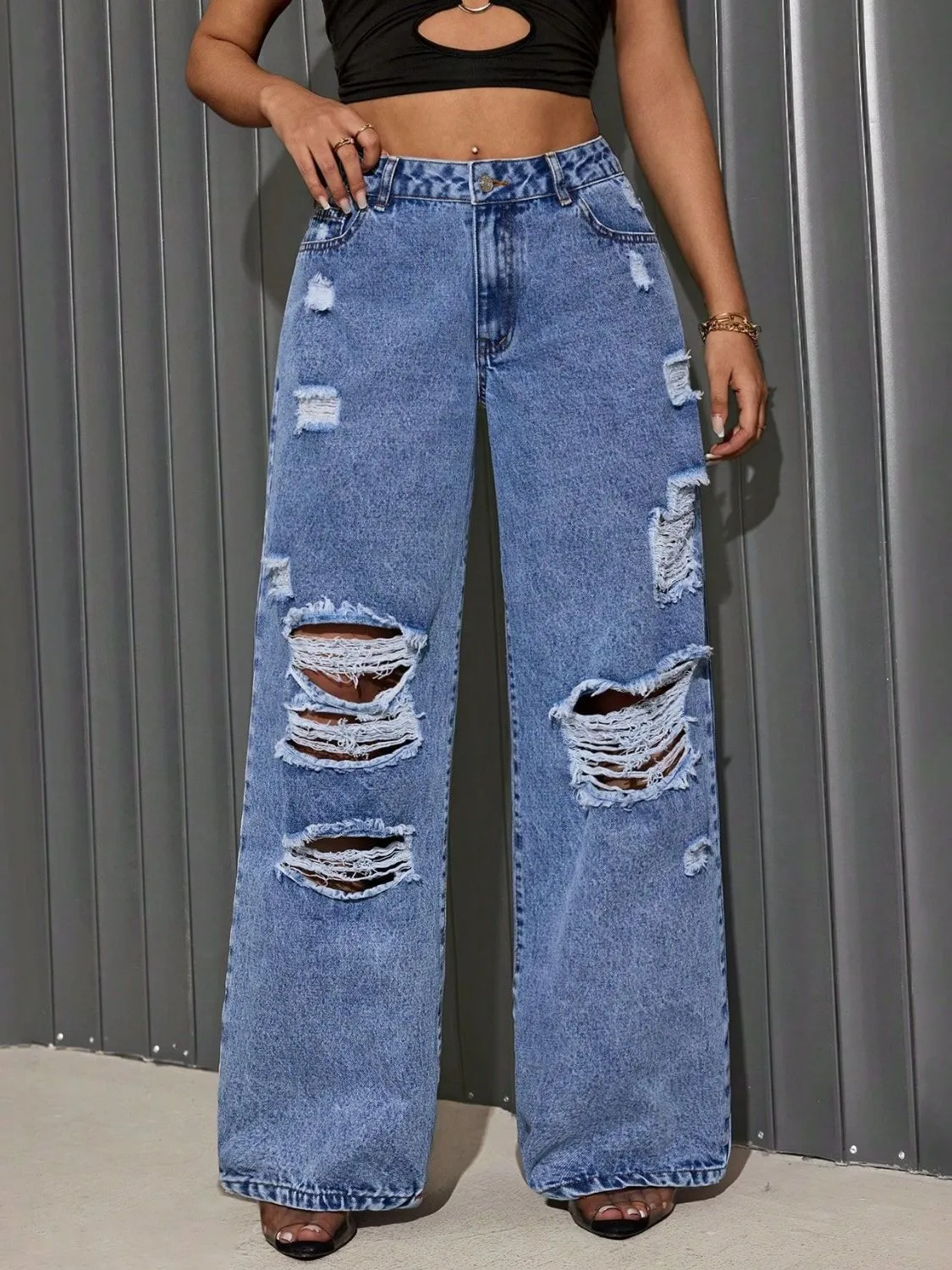 Distressed Wide Leg Jeans