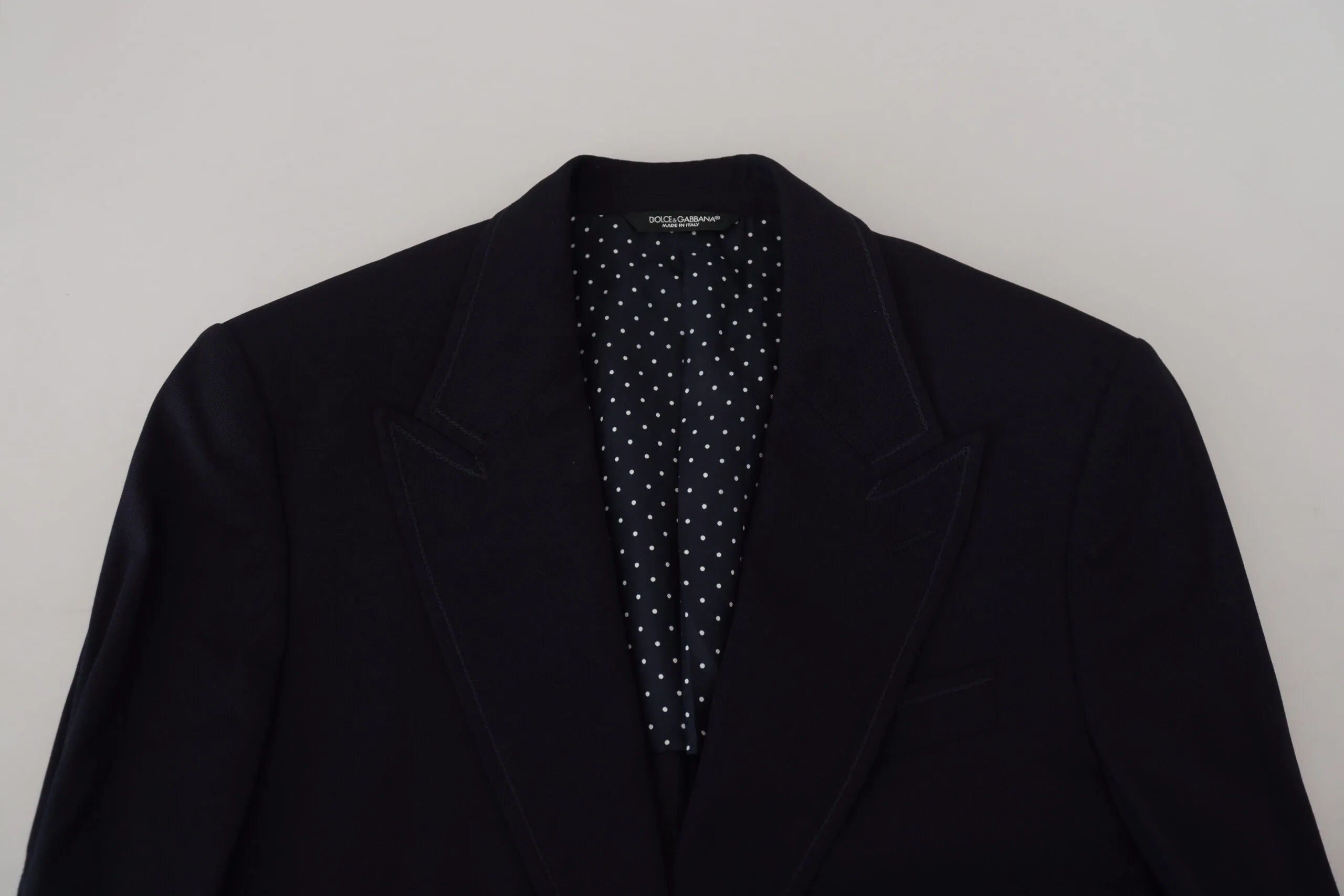 Elegant Black Single-Breasted Blazer