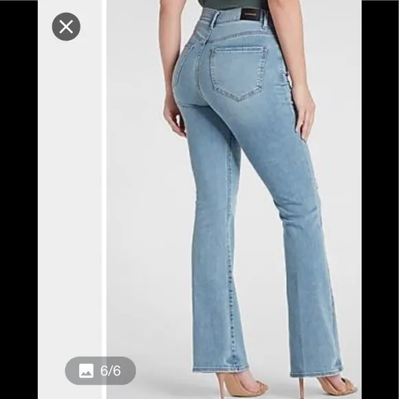 EXPRESS High Waisted Light Wash Supersoft Bootcut Jeans NWT