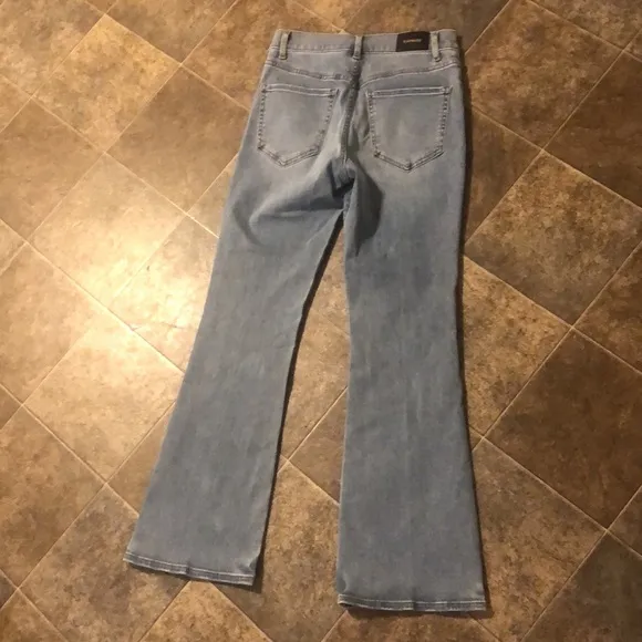 EXPRESS High Waisted Light Wash Supersoft Bootcut Jeans NWT