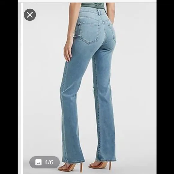 EXPRESS High Waisted Light Wash Supersoft Bootcut Jeans NWT