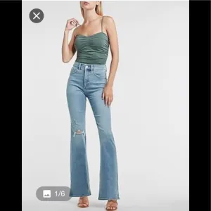 EXPRESS High Waisted Light Wash Supersoft Bootcut Jeans NWT