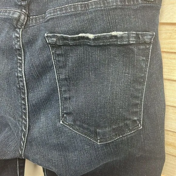 FRAME Le Skinny de Jeanne Crop Jeans St. Jones 28