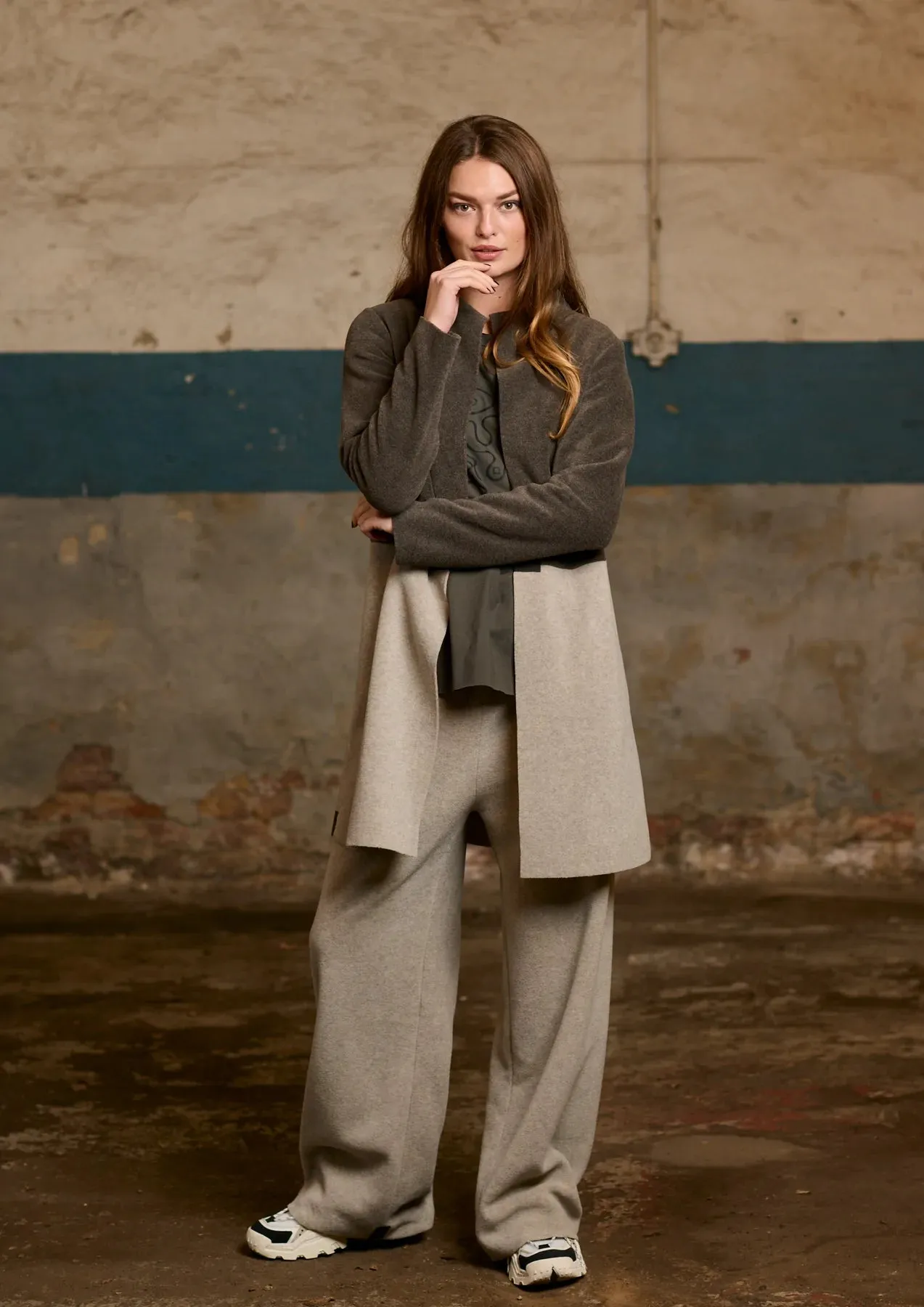 Hanna Cardigan, Sand
