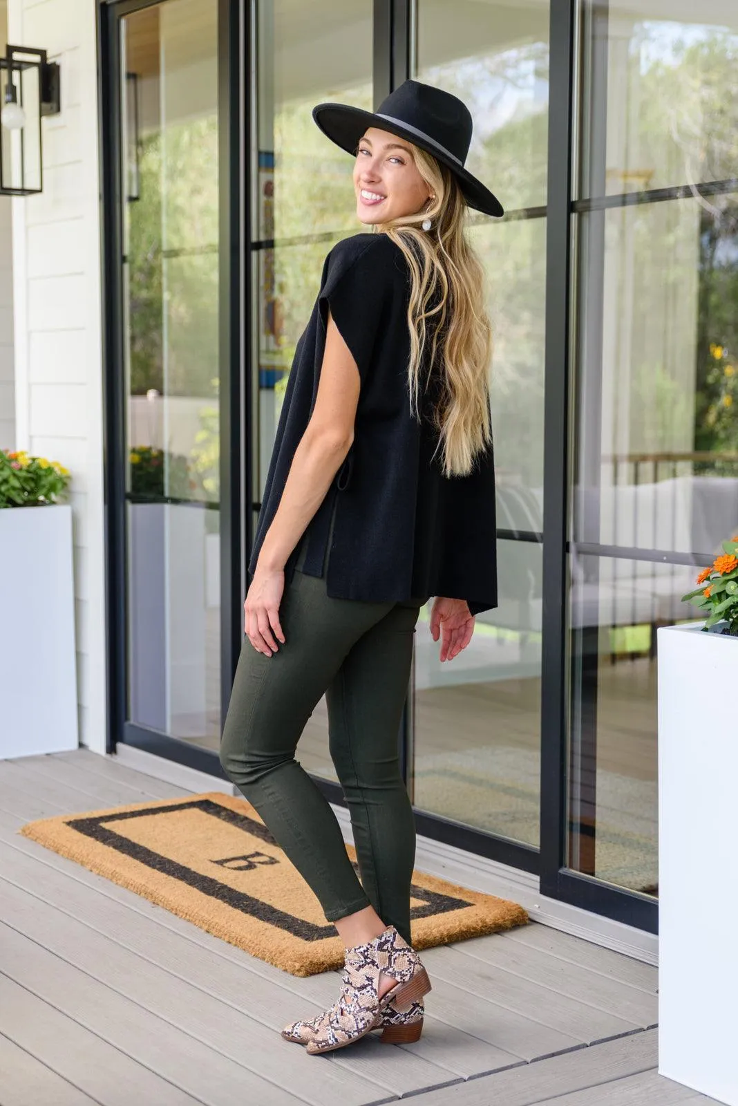 Hazel Blues® | The Finale Top in Black