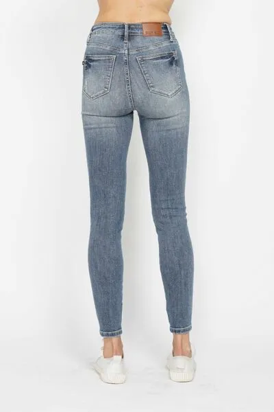 Judy Blue Full Size Tummy Control Contrast Wash Skinny Jeans ONLINE EXCLUSIVE