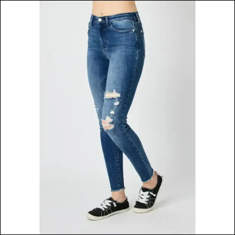Judy Blue High Waist Jeans: your New Best Friend in Distressed Fashion! 💙👖