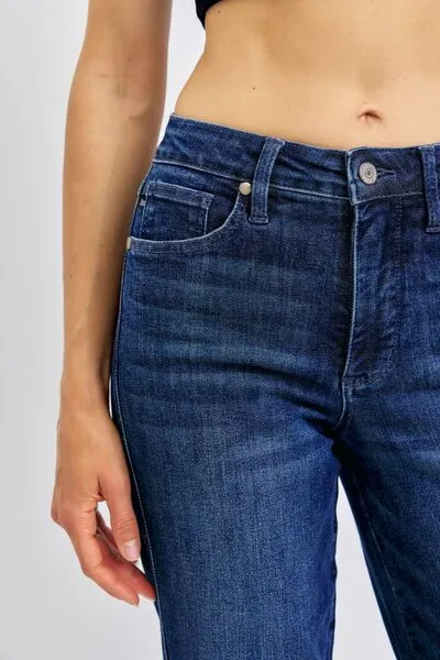 Judy Blue Straight Jeans *TUMMY CONTROL*