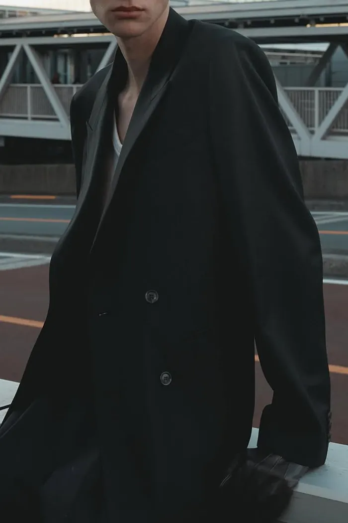 LIGHT WOOL OVERSIZED BLAZER