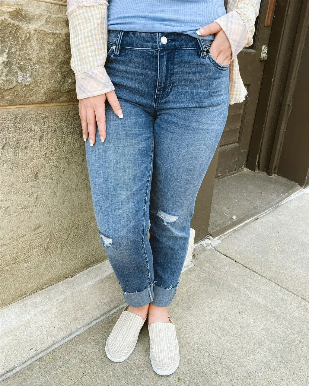 Marley Girlfriend Raw Attached Cut Cuff Jeans w 30 In or 27 Inseam