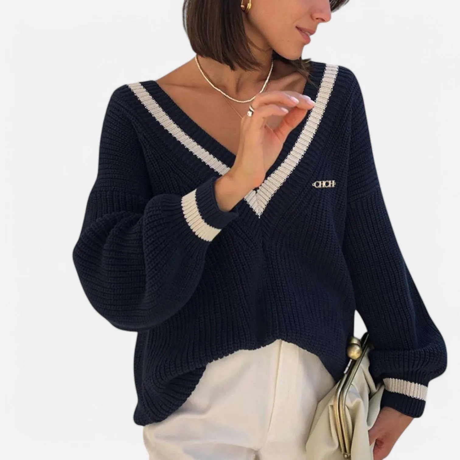 Monacogents | Oversized Knit V-Neck Sweater
