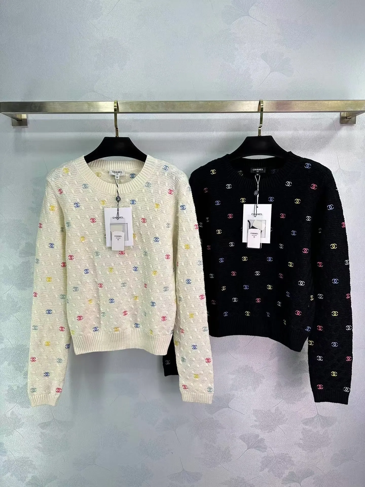 New logo embroidered knitted long sleeves