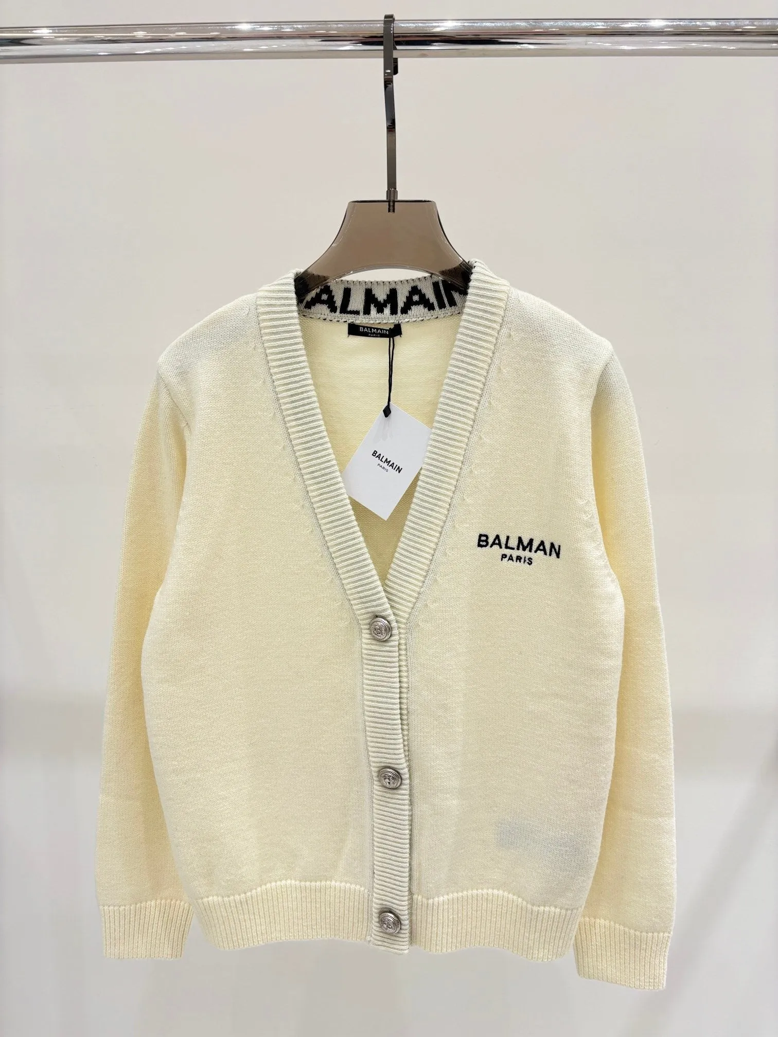 New minimalist letter logo knitted cardigan
