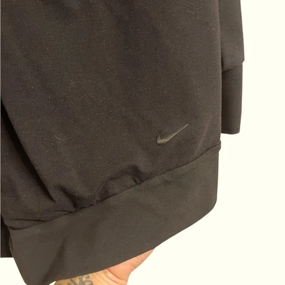 Nike Women’s Black Oversized Dri-Fit Yoga Cardigan, Athleisure, Workout,  Size S