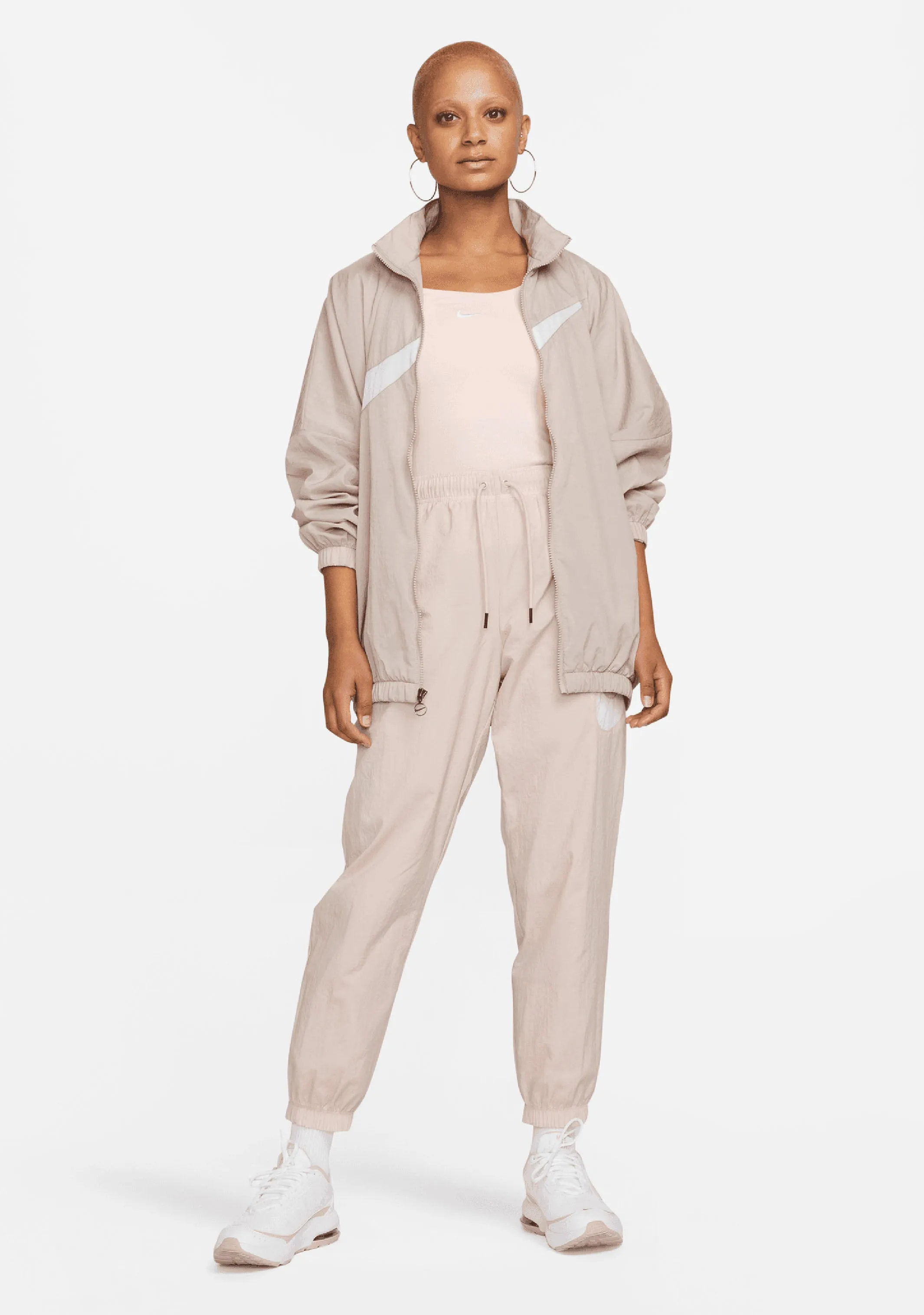 Nike Women's Sportswear Essential Woven Jacket