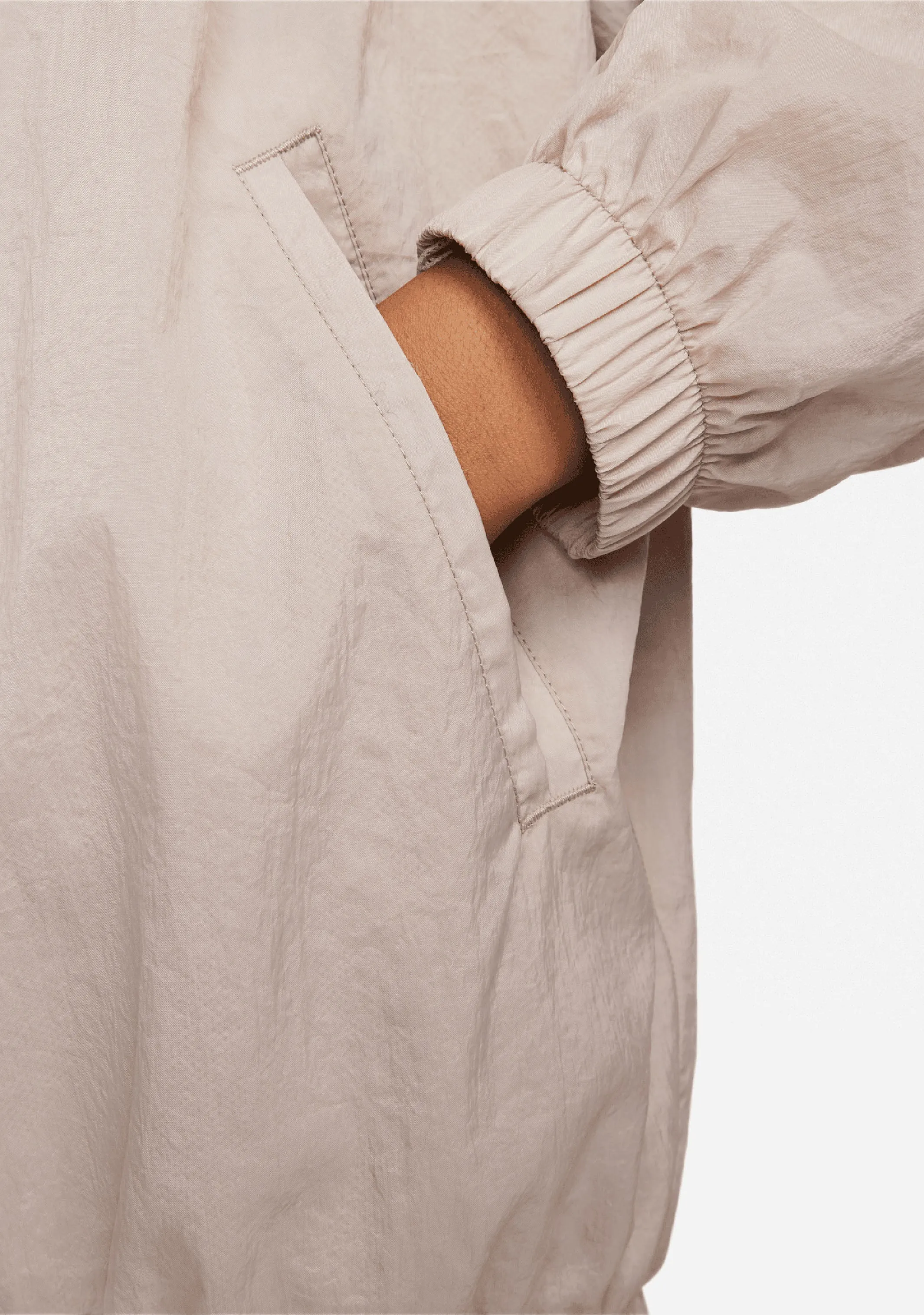 Nike Women's Sportswear Essential Woven Jacket