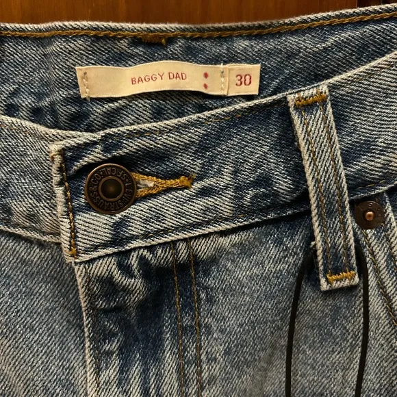 NWT FREE PEOPLE x LEVIS Premium Denim Baggy Dad Jeans Distressed 30