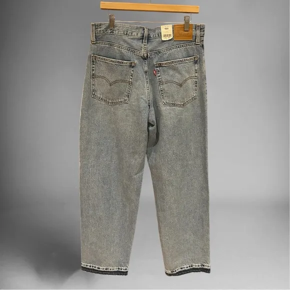 NWT FREE PEOPLE x LEVIS Premium Denim Baggy Dad Jeans Distressed 30