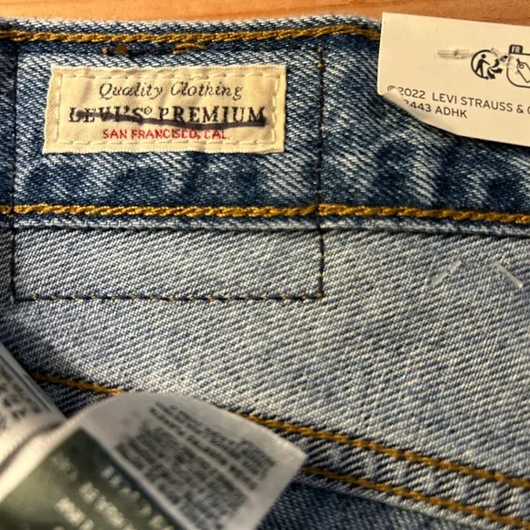 NWT FREE PEOPLE x LEVIS Premium Denim Baggy Dad Jeans Distressed 30