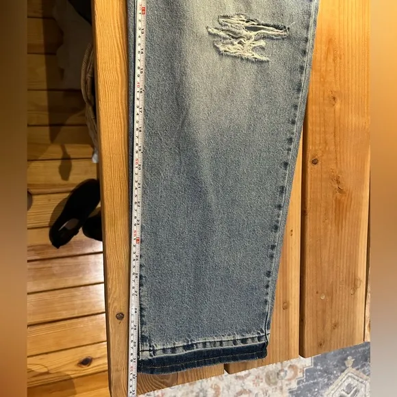 NWT FREE PEOPLE x LEVIS Premium Denim Baggy Dad Jeans Distressed 30