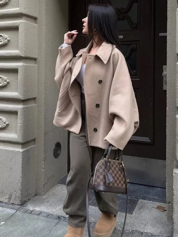Oversized Wool-Blend Cape Coat | Chic & Timeless | Effortless Layering