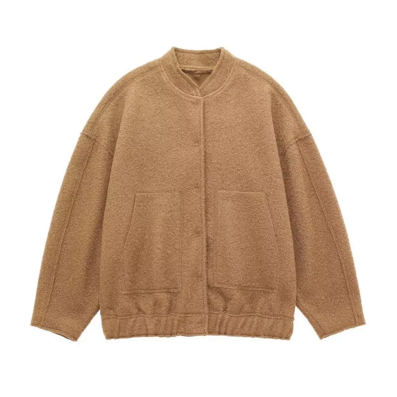 Oversized wool-like-likelen coat with round neckline and buttons - Stylish design for modern women