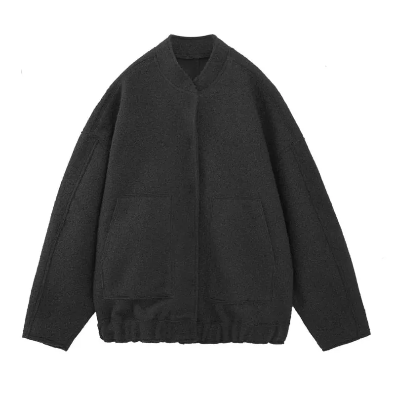 Oversized wool-like-likelen coat with round neckline and buttons - Stylish design for modern women