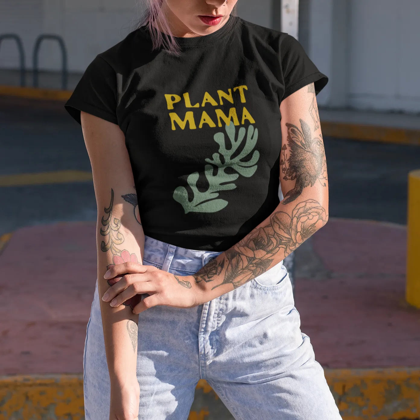 Plant Mama Retro Crew Neck Tee