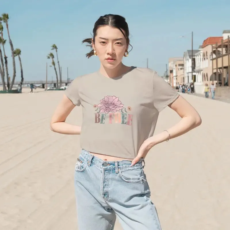 Rock your Style with a Flowy Cropped Tee