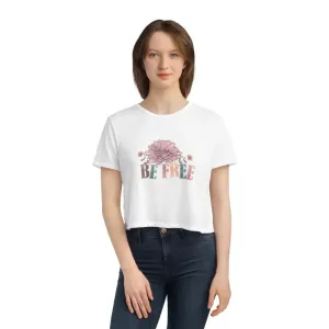 Rock your Style with a Flowy Cropped Tee