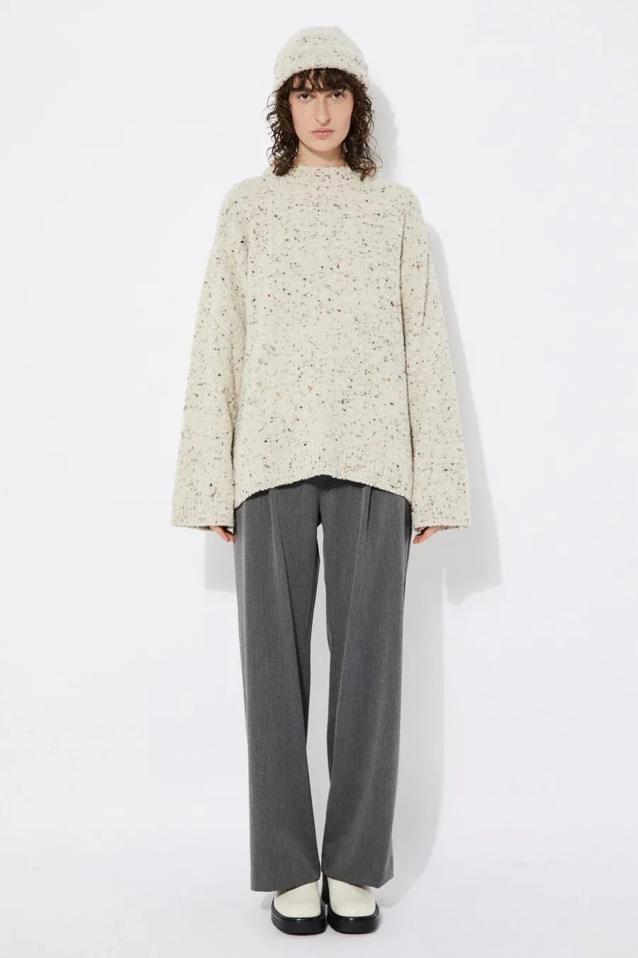 SALORIA SWEATER