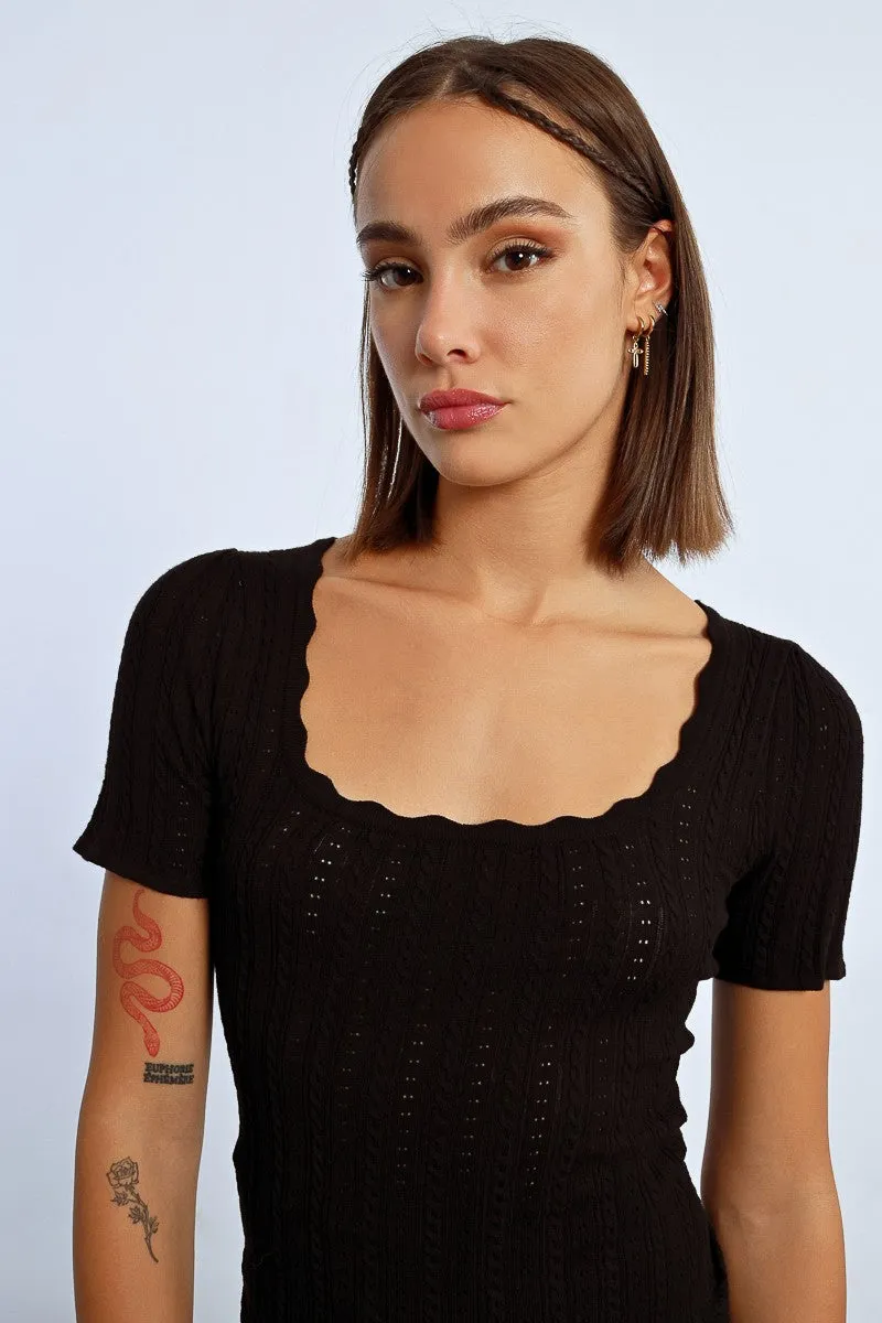 SHORT-SLEEVED SWEATER