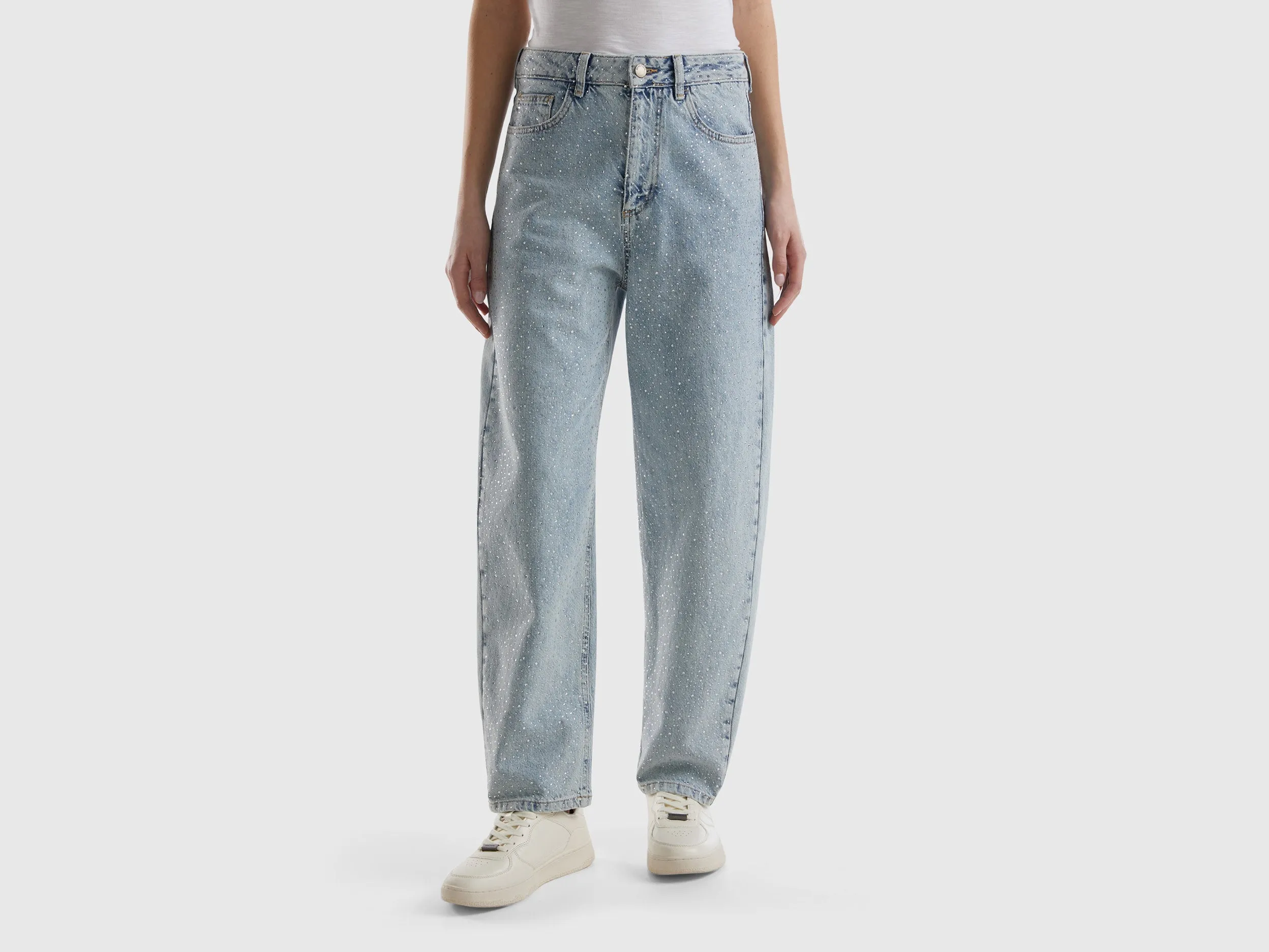 Solid Carrot Fit Jeans